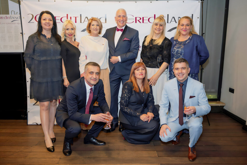 Creditland Team